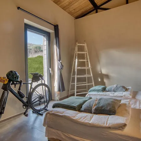 Patermater - La Stanza Di Luna Bed & Breakfast